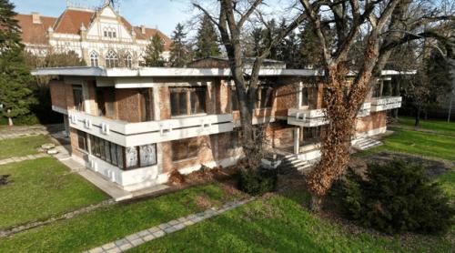 O celebră vilă a lui Nicolae Ceauşescu revine în patrimoniul public, după ce afaceristul Ovidiu Tender a fost expropriat