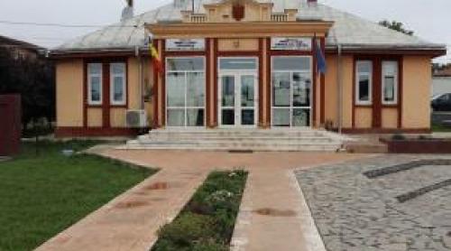 O primărie din Iași ar putea fi scoasă la vânzare pentru recuperarea unui prejudiciu de 1.2 milioane de euro