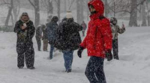 S a declanșat stare de urgență din cauza ninsorilor puternice! Restricții pentru populație