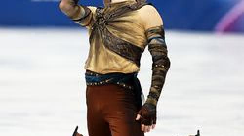 „Stingeți becul, să nu mă vadă copiii cu creierul împrăștiat pe gheață!” » Saltul mortal al lui Ilia Malinin, nemaivăzut de decenii, împarte lumea patinajului: „Nu e element, e circ pe gheață”
