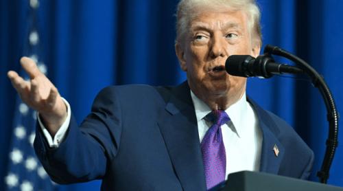 Trump, atac furibund la Curtea Supremă, după blocarea tarifelor. Acuză „influențe străine” și anunță noi taxe vamale globale de 10%