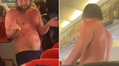 Un bărbat beat s a dezbrăcat în avion și a încercat să sară din aeronavă. Scenele șocante au fost filmate