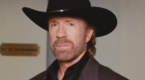 A murit Chuck Norris. Vedeta filmelor de acțiune avea 86 de ani