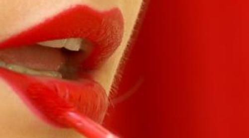 Ce salariu avea poliţista videochatistă din Ilfov. Fostul iubit ar fi deconspirat o