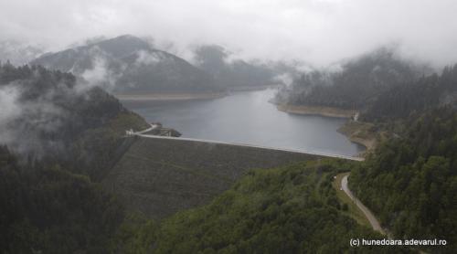 Colosul energetic din Retezat intră în modernizare după patru decenii. Investiție uriașă la hidrocentrala de pe Râul Mare