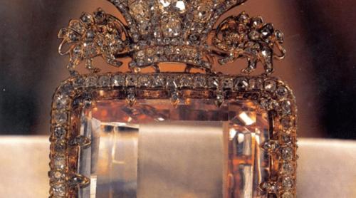 Comoara Iranului: cel mai mare diamant roz din lume și tezaurul de miliarde din Teheran