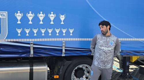 Filipe Coelho s a dus lângă camionul decorat cu trofeele Universității Craiova și a avut o replică genială! Foto