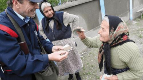 Inflația le fură pensionarilor o pensie întreagă pe an. Analist: Ajutoarele de sărbători nu acoperă pierderile