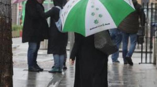 Informare meteo de vânt de peste 80 km/h la munte și ploi moderate până duminică