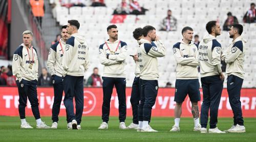 Ofertă de 25.000 de euro lunar imediat după ce a fost chemat de Mircea Lucescu la națională. Exclusiv