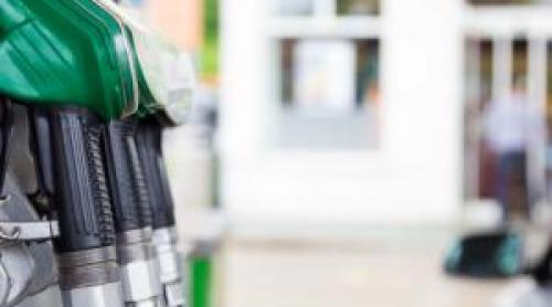 Panourile din benzinării nu sunt configurate să arate prețuri de peste 10 lei. Imaginea care a făcut senzație