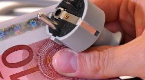 Românii îşi pot înjumătăţi factura la energie în câteva minute, însă doar 5% au ales să o facă