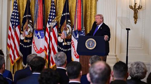 Trump amenință cu distrugerea zăcământului iranian South Pars dacă Teheranul lovește din nou o instalație de GNL din Qatar