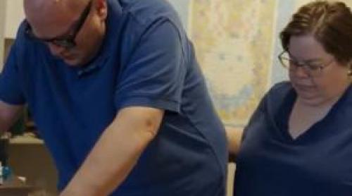 Un cip cât o monedă, implantat în creier, i a dat o nouă şansă la viaţă. Bărbatul poate vorbi din nou