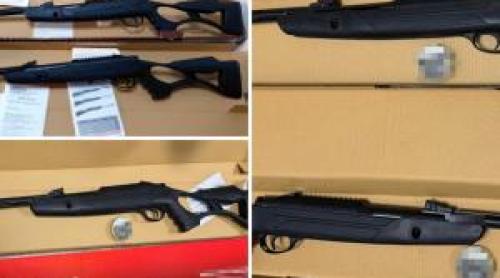 Arme şi 400 de proiectile descoperite într un colet pe Aeroportul Cluj Napoca. Expeditorul, o firmă din Cehia