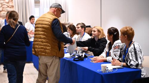 Bomba demografică riscă să explodeze pe buletinele de vot. Sociolog: „Noile generații votează, în general, partide percepute ca anti sistem”