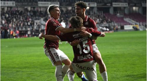 Ce lovitură pentru Rapid! Cel mai în formă jucător e OUT