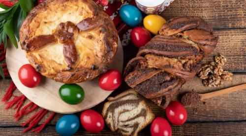 De ce coacem cozonac și pască în această perioadă. Credințe de Paște
