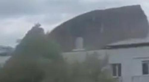 Furtuna care a făcut ravagii în Moldova se îndreaptă spre sudul ţării. Un om a murit în Huşi