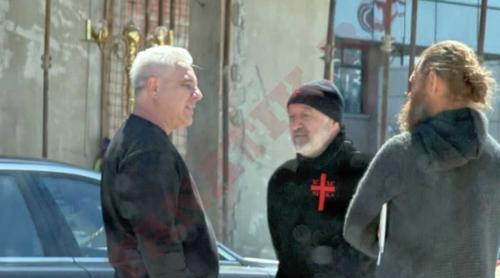 Întâlnire surpriză în fața bisericii: Gigi Becali – Marius Șumudică. Ce au discutat cei doi. Exclusiv