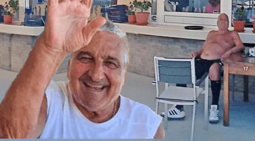 La 79 de ani, Rică Răducanu revine la muncă, pe Litoral! Secretul vânzărilor record de mici: „La bucată, tăticu, lumea e prea săracă!” 