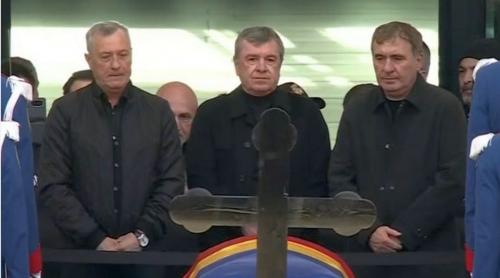 LIVE /  Sicriul lui Mircea Lucescu a ajuns la Arena Naţională! Gică Hagi, prezent la căpătăiul lui Mircea Lucescu. Update