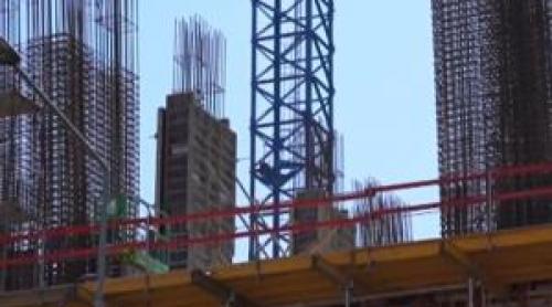 Paradox imobiliar. Românii cumpără tot mai puține apartamente, dar prețurile cresc constant