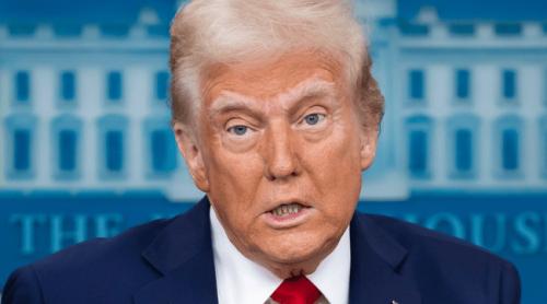 Strategia lui Trump pentru a pune presiune pe Iran: pregătiri pentru lovitura decisivă sau semnale de retragere?