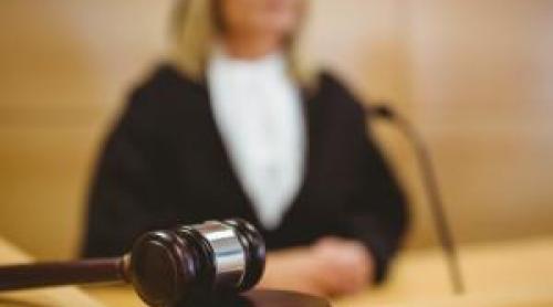 A stat 418 zile după gratii, iar acum statul trebuie să i plătească ieşeanului despăgubiri de 700.000 de lei