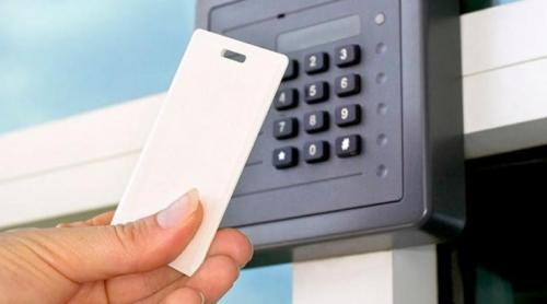 Condică electronică de prezență pentru doctori. Timpul petrecut în spital va fi calculat la secundă