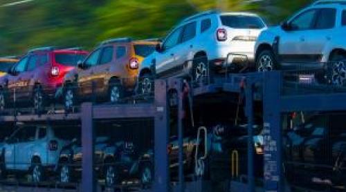 Doi giganţi auto anunţă concedieri în masă. Cele mai afectate departamente