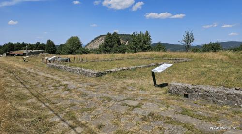 Drumurile care au rezistat aproape două milenii. Cum arată șoselele de piatră construite de romani în Dacia