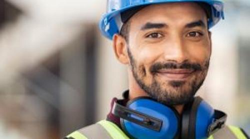 Începătorii primesc salarii de la 1.500 de euro, dar nimeni nu mai vrea să lucreze în această industrie