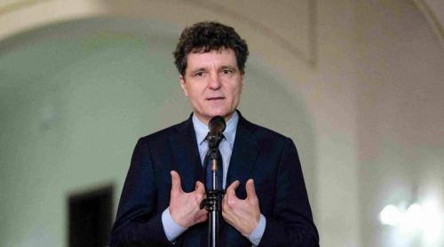 Nicușor Dan se pregătește să scoată din joben premierul tehno politician, cu priză și la PSD, și la USR, dar și la PNL