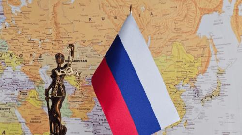 Raiduri brutale în Rusia în numele apărării valorilor tradiționale. Grupurile de justițiari, noile miliții pro Kremlin