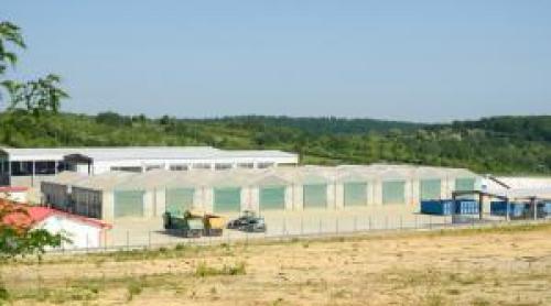 Sute de locuri de muncă noi în Maramureș, după deschiderea unei fabrici de componente electronice