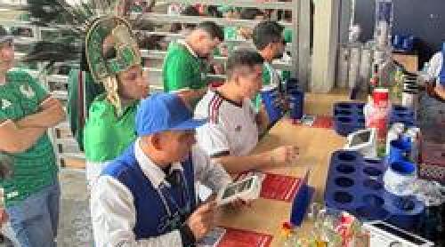 42 de lei o apă minerală, berea e lux » Prețuri care te sperie la Mexic   Africa de Sud, primul meci al Mondialului