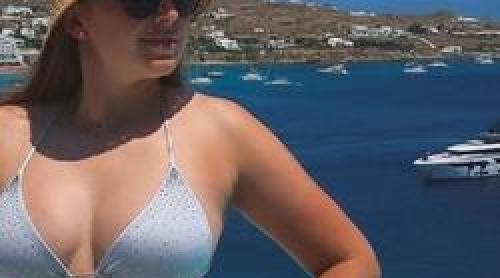 „Alona”, rivala care i a făcut coșmaruri Simonei Halep, poze îndrăznețe în Grecia