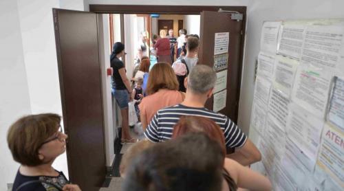 Amenzi pentru funcționarii care îți cer copie după buletin 