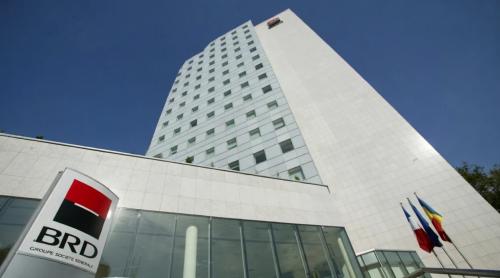 BRD taie 6.000 de lei anual din beneficiile angajaților. Sindicatul protestează