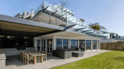 Cât costă cel mai scump apartament din Elveția. Locuința are acces privat la lac