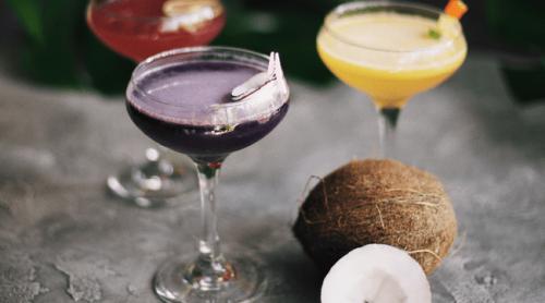 „Cocktailul pentru cortizol” a stârnit interesul publicului. Ce spun specialiștii despre băutura pe care milioane de oameni o consumă împotriva stresului