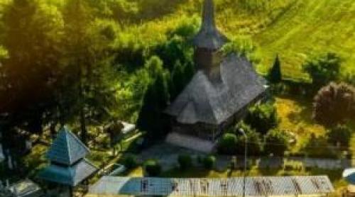 Comuna din regiunea "Toscana României" atrage tot mai mulţi orăşeni. Casele se vând pe bandă rulantă