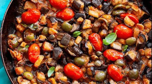 Cum se gătește Caponata Siciliană, mâncarea preferată din copilăria mafioților italieni