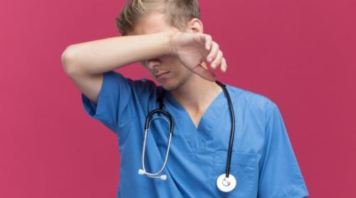 Durere, disperare și moarte. Medicii descriu regimul criminal la care îi supune sistemul sanitar românesc