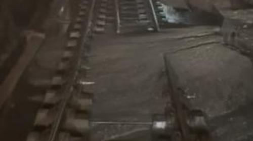 Imagini cu bucata din tunel prăbuşită la metrou, la Magistrala 4. Circulaţia a fost oprită