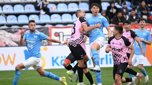 Plecări pe bandă rulantă la echipa din SuperLiga! Clubul a oficializat transferul unui atacant cu 9 goluri în stagiunea precedentă. Update