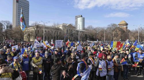 Ce urmează după suspendarea Legii salarizării. Sanitas vrea negocieri, Educația așteaptă noul Guvern