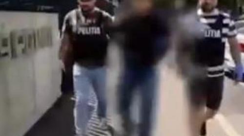 Doi ucraineni de 19 şi 20 de ani au păcălit o femeie să le dea 300.000 de lei. Cum funcţiona escrocheria