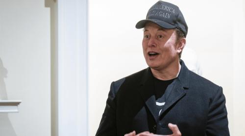 Elon Musk pregătește propria versiune a Odiseei „istoric corectă”, realizată cu AI, după ce a criticat dur filmul lui Christopher Nolan